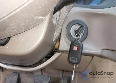 2003 Toyota Sienna Le из США, поврежденный, VIN 4T3ZF13CX3U531563